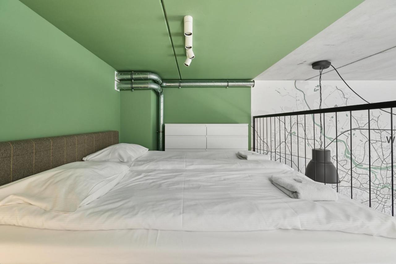 Mezzanine Studio Apartments Zarembowicza Wroclaw Airport By Renters Exterior foto