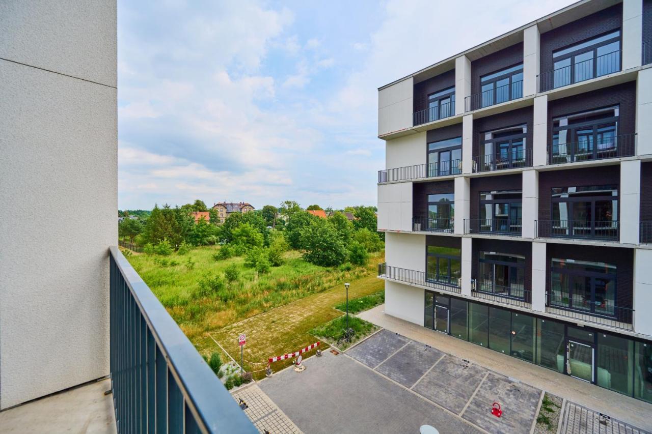 Mezzanine Studio Apartments Zarembowicza Wroclaw Airport By Renters Exterior foto