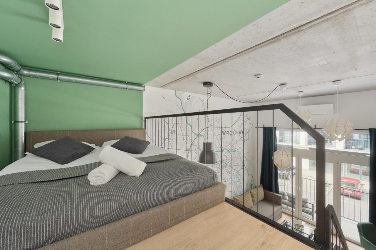 Mezzanine Studio Apartments Zarembowicza Wroclaw Airport By Renters Exterior foto